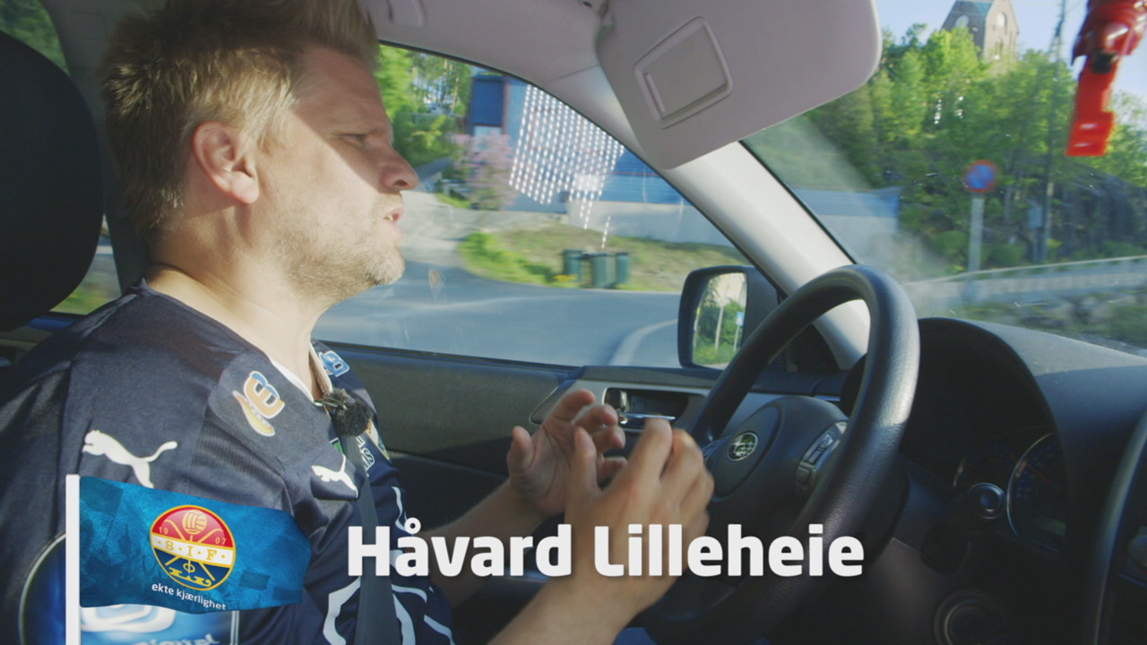 Med flagget til topps - Cathrine og Lita